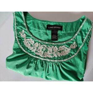 Kelly Green Lane Bryant Embroidered Tunic Size 18/20 light material